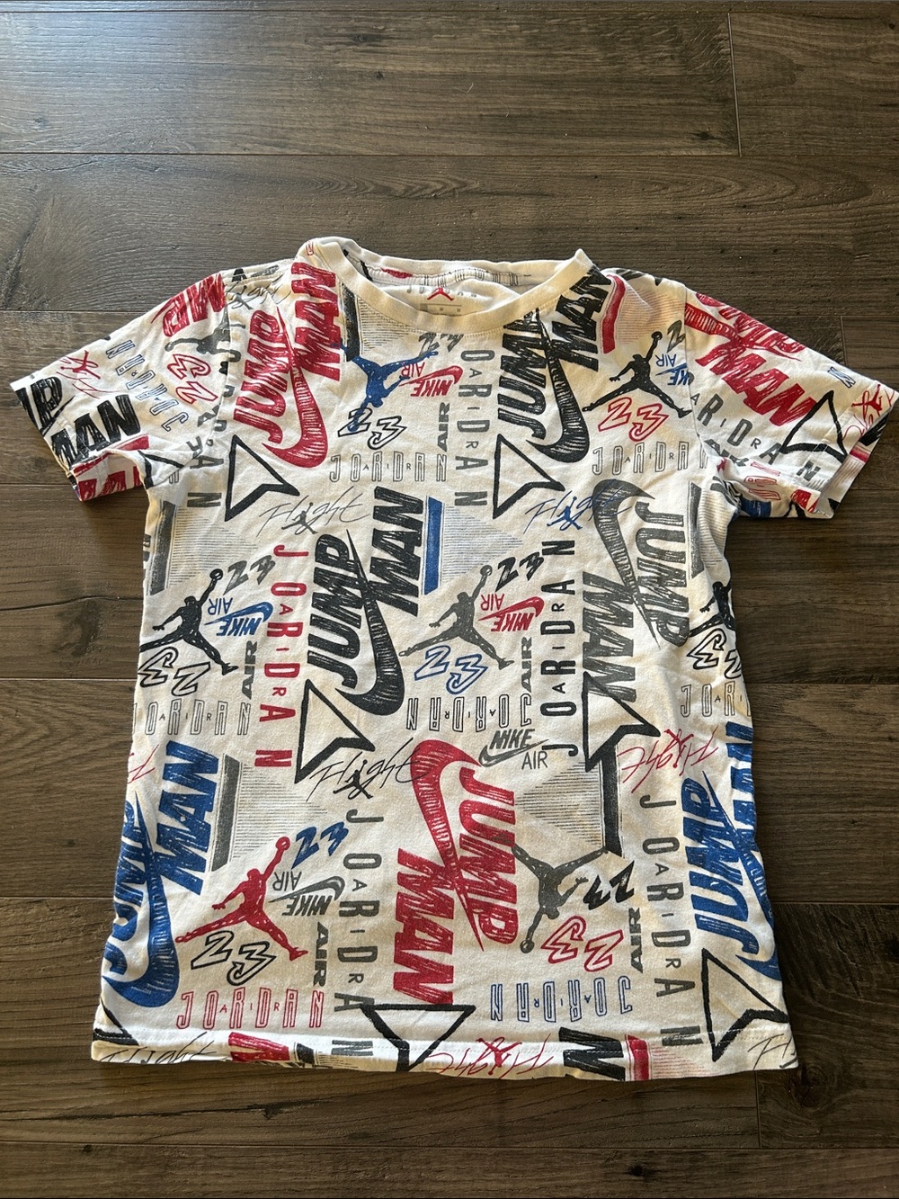 Nike Air Jordan Graphic Tee Boys Medium 10-12